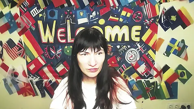 Snapshot of Rosalinda_ro chatting on February 13, 2026, 1:11 pm Rosalinda ro online show from February 13, 2026, 1:11 pm