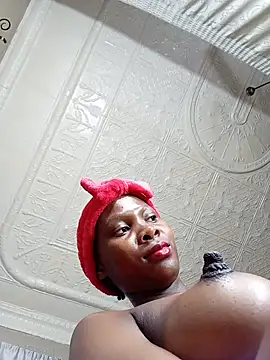 PussyFarrie online show from June 21, 2026, 6:41 am