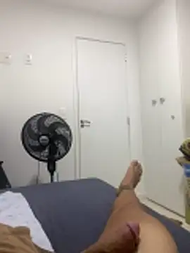 Russo18cm online show from February 19, 2026, 4:53 am