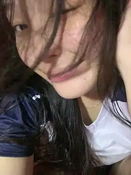 Snapshot of Suzu_xx01 chatting on June 25, 2026, 1:27 pm Suzu xx01 online show from June 25, 2026, 1:27 pm