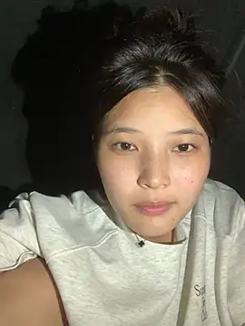 Snapshot of Suzu_xx01 chatting on June 28, 2026, 4:02 pm Suzu xx01 online show from June 28, 2026, 4:02 pm