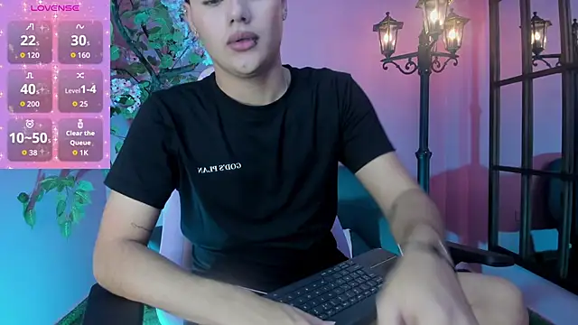 Snapshot of FemNoa chatting on February 12, 2026, 5:23 pm FemNoa online show from February 12, 2026, 5:23 pm