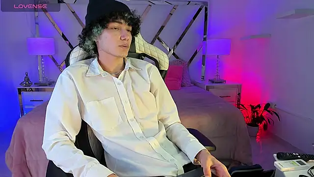 thanier 18 online show from March 18, 2026, 7:15 pm