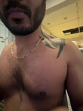 Snapshot of DaggerTie chatting on March 24, 2026, 3:34 pm DaggerTie online show from March 24, 2026, 3:34 pm