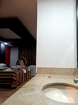 Snapshot of perrit17 chatting on February 22, 2026, 8:06 am perrit17 online show from February 22, 2026, 8:06 am