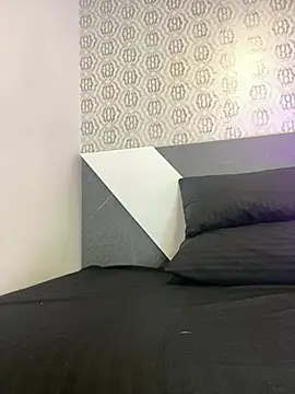 Mia rivers   online show from March 22, 2026, 7:48 pm