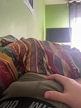 bouillant25ans online show from April 2, 2026, 8:43 am