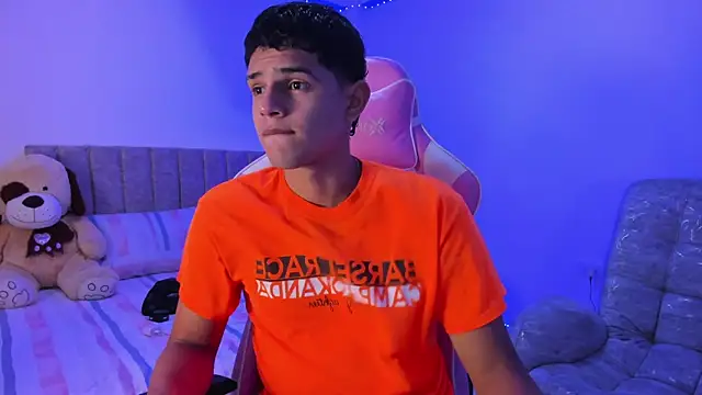 Adrian Prime  online show from April 7, 2026, 7:04 pm