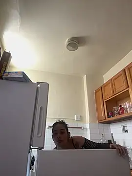 ricaOro online show from April 14, 2026, 2:44 pm