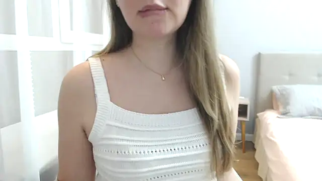 Tasiya online show from April 15, 2026, 8:20 pm