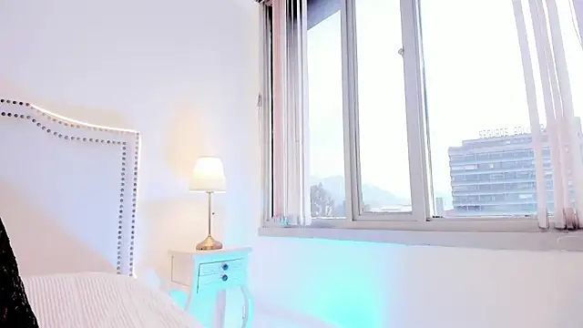 Snapshot of Charlote_Harper chatting on February 23, 2026, 7:47 pm Charlote Harper online show from February 23, 2026, 7:47 pm