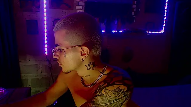 paul-mendezx online show from February 25, 2026, 5:40 am