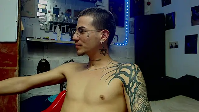 paul-mendezx online show from March 12, 2026, 11:09 pm