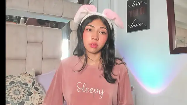 Eva cute7 online show from March 27, 2026, 6:00 am