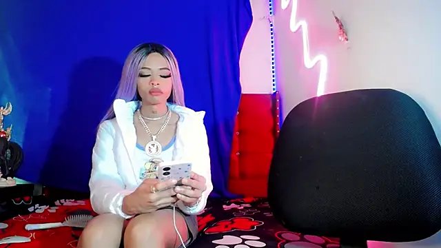 DahliaGill online show from April 6, 2026, 2:18 am