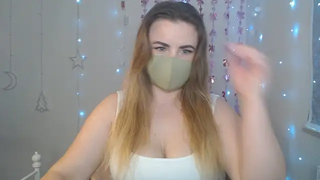 Avelina1 online show from April 9, 2026, 7:47 am