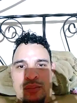 Snapshot of polla_large_active chatting on April 6, 2026, 4:19 am polla large active online show from April 6, 2026, 4:19 am