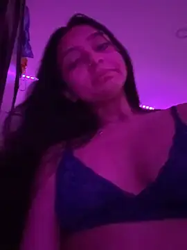 Chinicr18 online show from May 22, 2026, 7:12 pm
