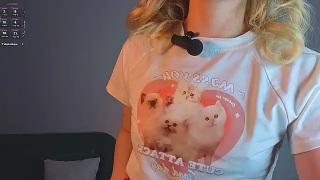 LollyBaby4u online show from March 3, 2026, 2:40 am