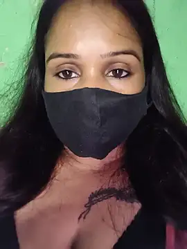 V-Hot-Suity online show from July 14, 2026, 6:29 am
