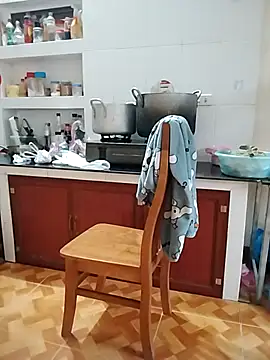 Snapshot of LiilyZi chatting on February 6, 2026, 1:34 am LiilyZi online show from February 6, 2026, 1:34 am