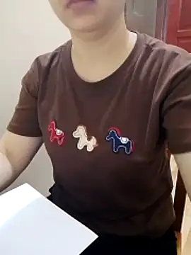 LiilyZi online show from March 27, 2026, 1:36 am