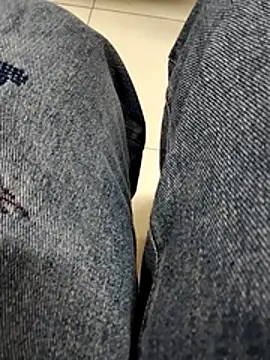 Snapshot of LiilyZi chatting on February 7, 2026, 1:02 am LiilyZi online show from February 7, 2026, 1:02 am