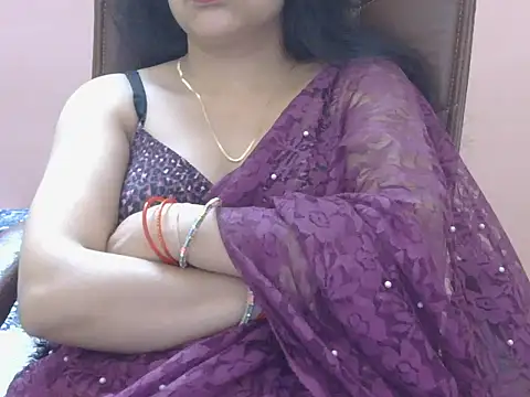 Cute Sheetal online show from April 4, 2026, 12:34 pm