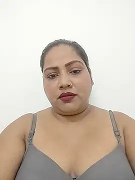 Indian AngelPriyanka123 online show from May 18, 2026, 7:07 pm