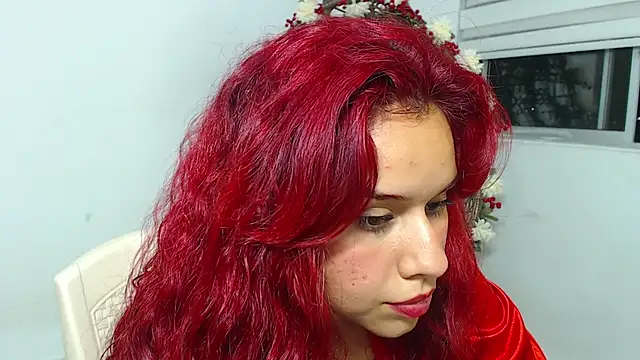 EllieConnor online show from July 1, 2026, 4:13 am