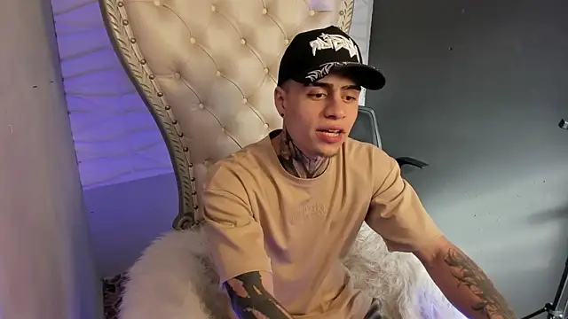 acxel prescot online show from February 13, 2026, 8:42 pm