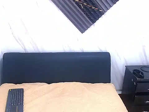 SamiSaturno online show from February 9, 2026, 7:12 pm