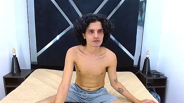 SamiSaturno online show from February 5, 2026, 6:59 pm