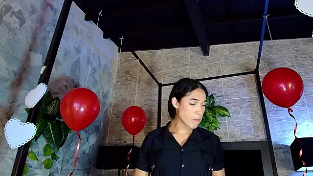 Chloee  Adams online show from February 12, 2026, 12:16 pm