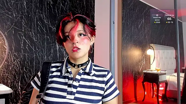 Snapshot of YuuMiko chatting on February 24, 2026, 12:17 pm YuuMiko online show from February 24, 2026, 12:17 pm