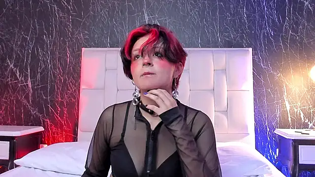 Snapshot of YuuMiko chatting on February 16, 2026, 12:15 pm YuuMiko online show from February 16, 2026, 12:15 pm