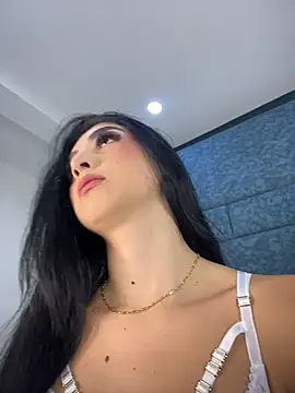 Snapshot of BadLilAngelXXX chatting on May 15, 2026, 1:09 pm BadLilAngelXXX online show from May 15, 2026, 1:09 pm