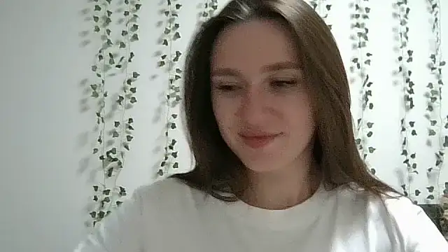 LilitTXX online show from June 18, 2026, 8:03 pm