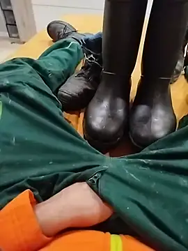 Snapshot of Ridergayboy chatting on February 6, 2026, 7:26 am Ridergayboy online show from February 6, 2026, 7:26 am