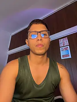 Snapshot of Gael_Velaryx chatting on February 12, 2026, 7:13 pm Gael Velaryx online show from February 12, 2026, 7:13 pm