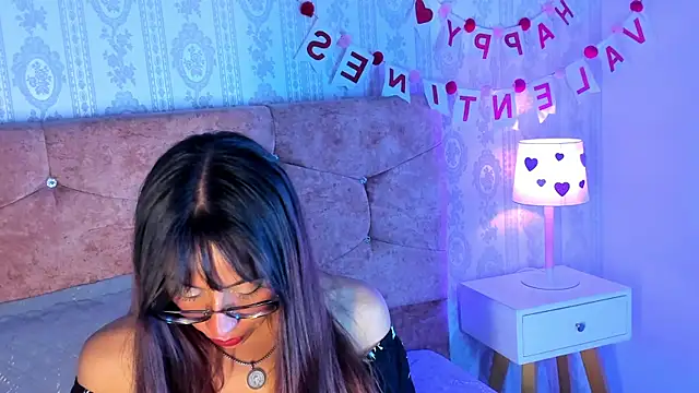 Chloe Miiler online show from February 18, 2026, 1:18 pm