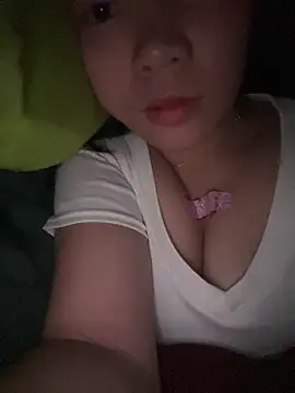 DoliceGirl2k online show from February 7, 2026, 3:20 pm