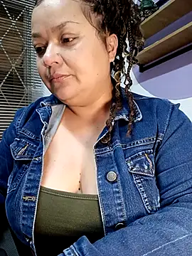 SweettSin online show from March 10, 2026, 12:09 pm