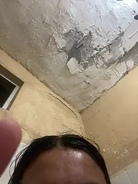 Putitamorbosa online show from July 14, 2026, 4:06 am