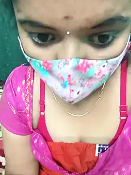 Snapshot of Tamilkannadacouple chatting on February 24, 2026, 4:52 pm Tamilkannadacouple online show from February 24, 2026, 4:52 pm