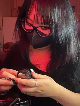 HaleyKin online show from March 25, 2026, 3:00 pm