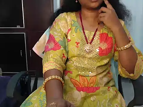 VixenNandhu online show from April 26, 2026, 12:35 pm
