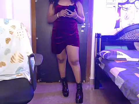 Snapshot of VixenNandhu chatting on February 7, 2026, 6:10 am VixenNandhu online show from February 7, 2026, 6:10 am