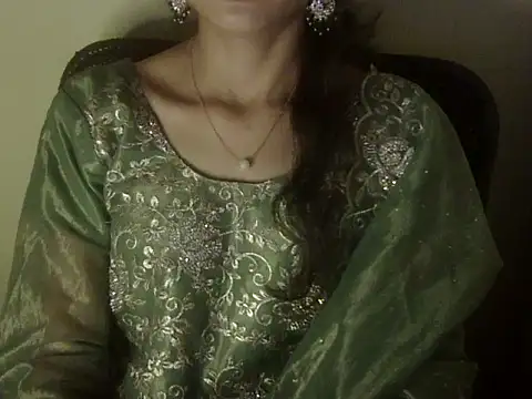 Snapshot of Mehaak_ chatting on May 8, 2026, 5:39 pm Mehaak online show from May 8, 2026, 5:39 pm