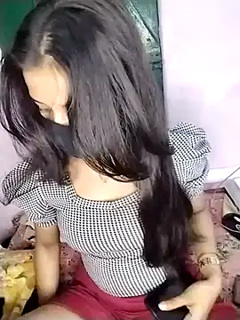 Naina-hott online show from February 28, 2026, 7:02 pm